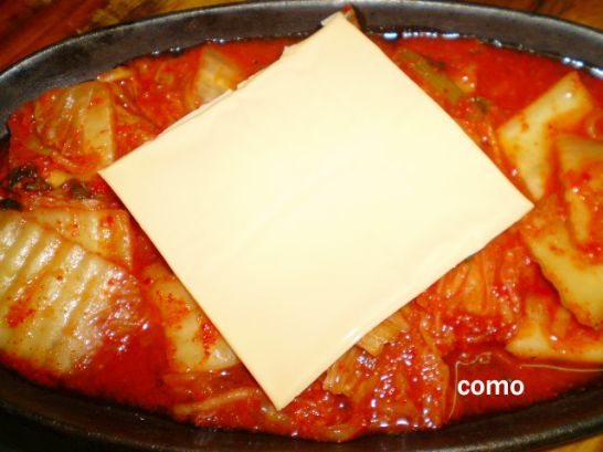 김치찌개와 돈까스 이미지